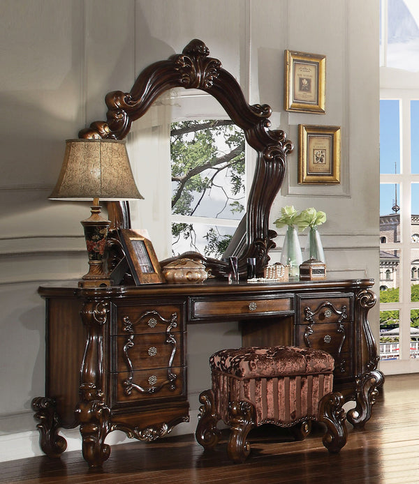 67' X 21' X 31' Cherry Oak Wood Vanity Desk